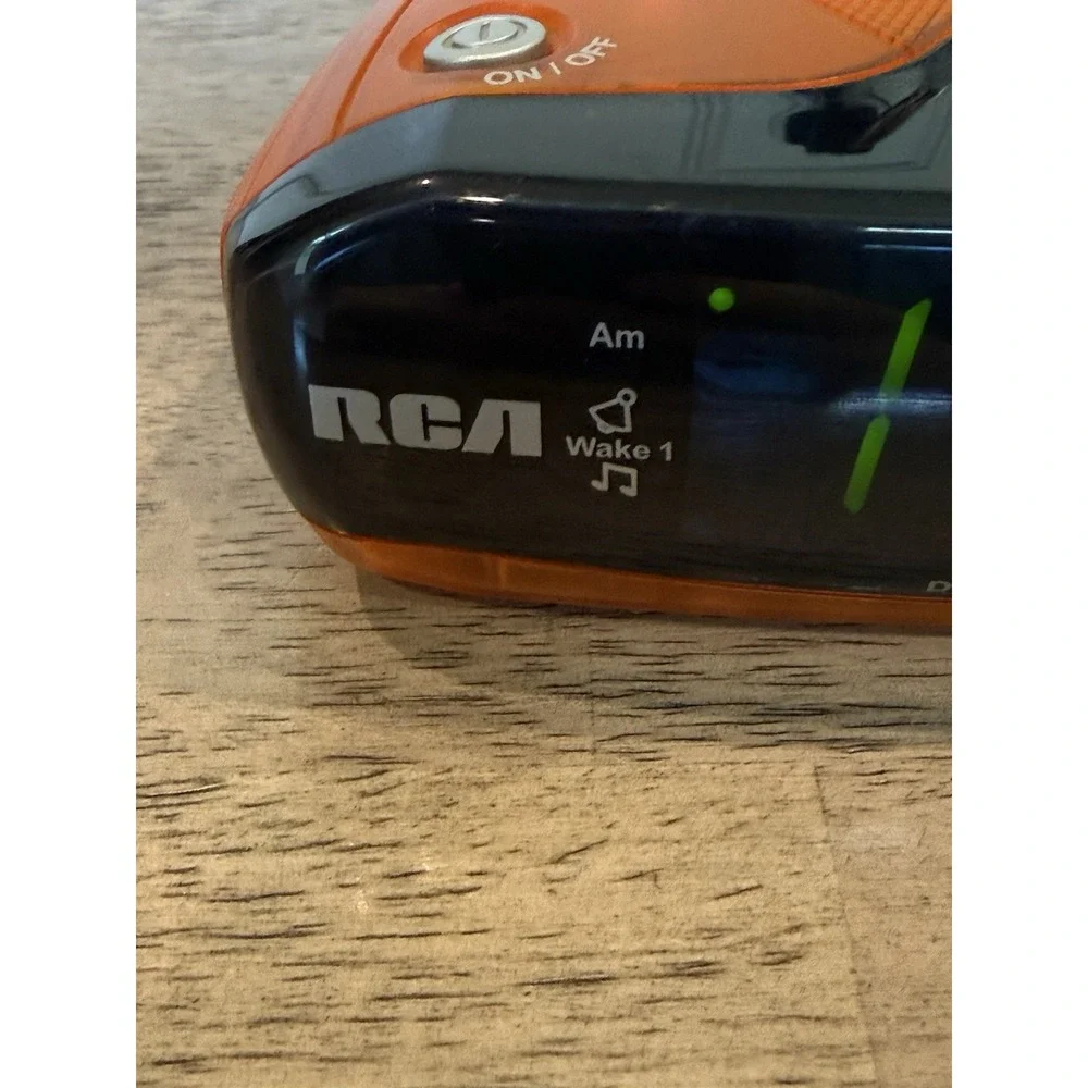 Orange RCA RP4842OR Dual Wake Digital Alarm Clock AM/FM Radio Battery Backup